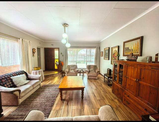 3 BEDROOM HOUSE FOR SALE IN VAALPARK